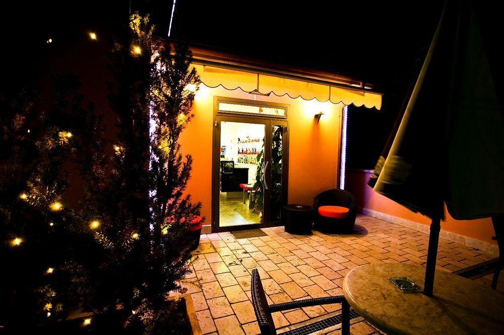 Hotel Il Monte Monte San Savino Exterior foto